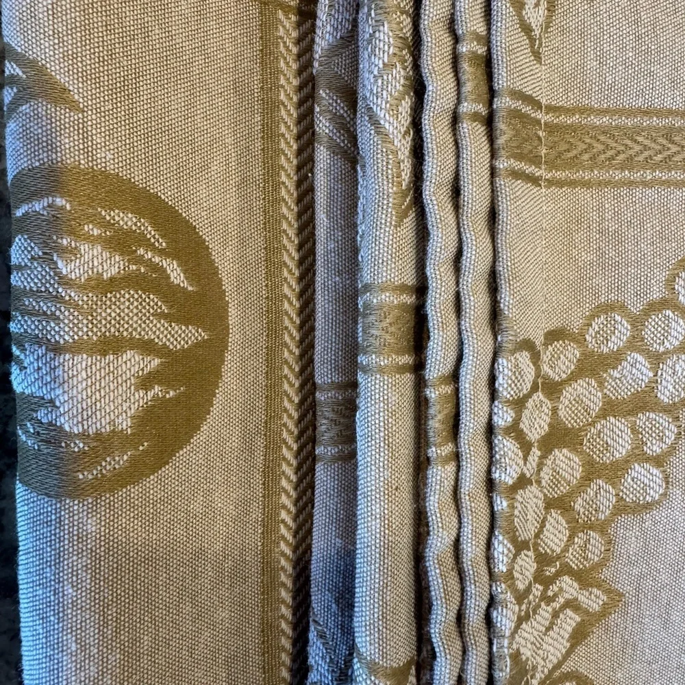 Vintage Ivory Damask Jacquard Tablecloth Fruit Harvest Cotton Blend 59 X 100